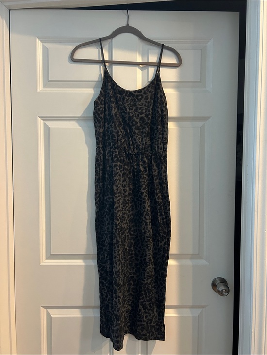 Old Navy Dresses & Skirts - Old Navy Black Leopard Print Midi Slip Dress